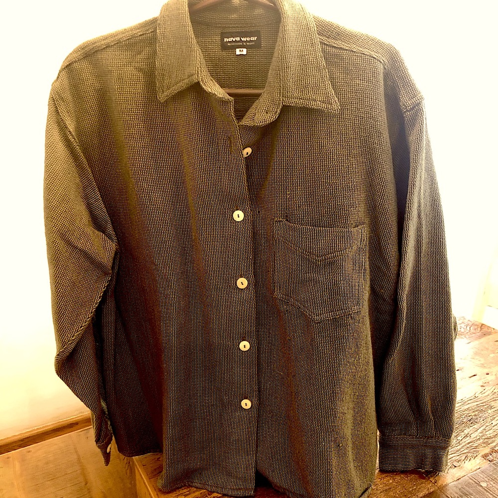 Green warm, thick button-up